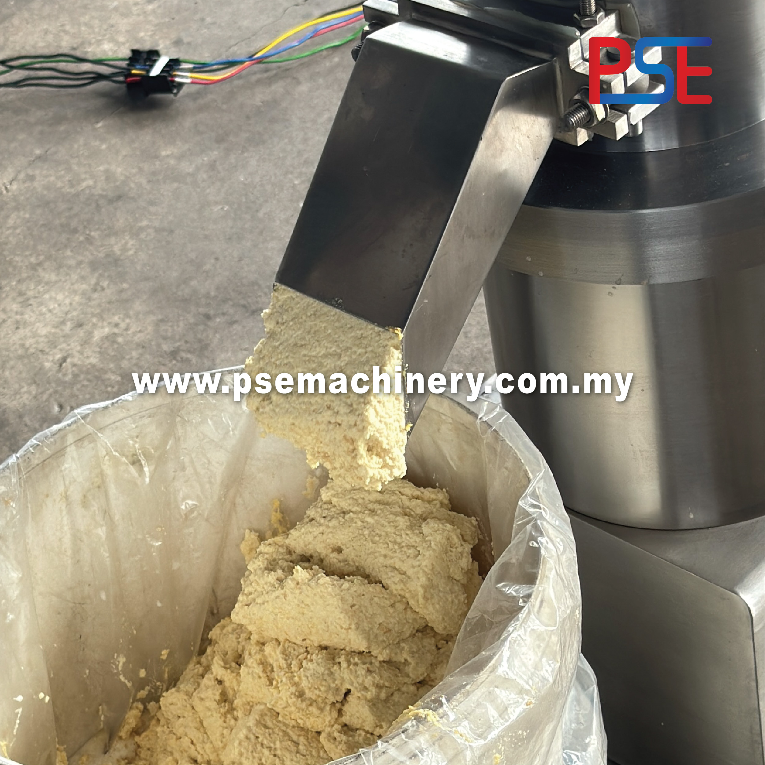 grinding soya 05-01